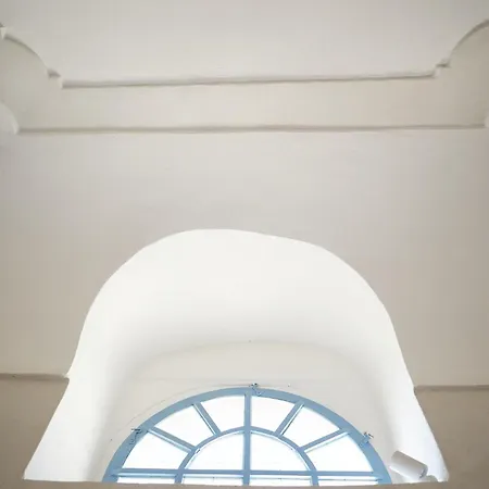 318 * Oia (Santorini)