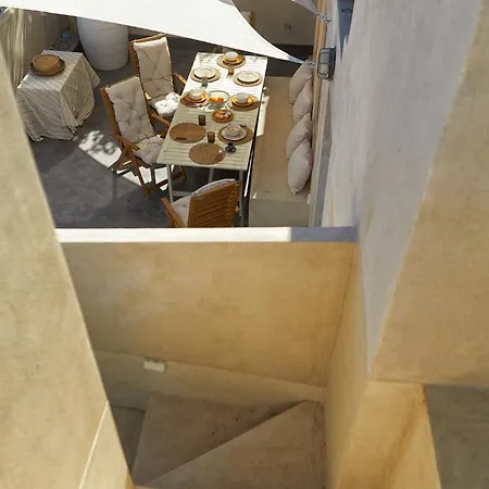 318 Villa Oia (Santorini)